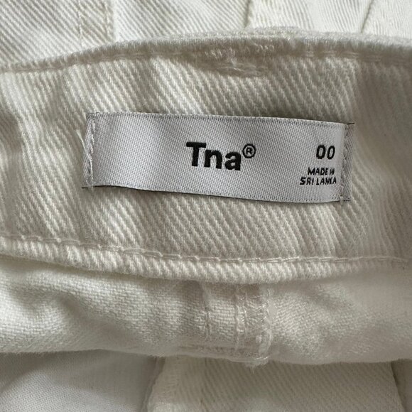 Tna Aritzia Greenwich 7" Denim Jean Short - Picture 6 of 8